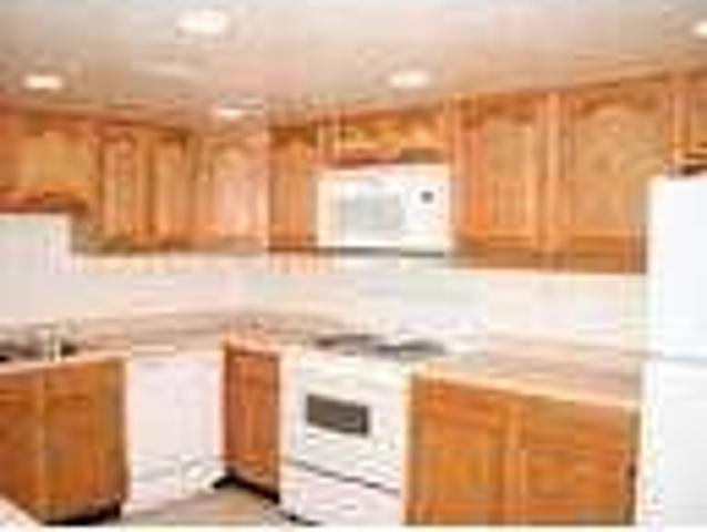 3 Bedroom 3 Bath In Glen Burnie MD 21061