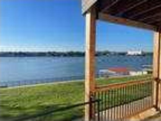 3 Bedroom 3 Bath In Granbury Texas 76048