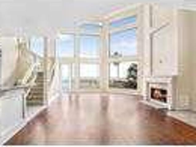 3 Bedroom 3 Bath In Kemah TX 77565