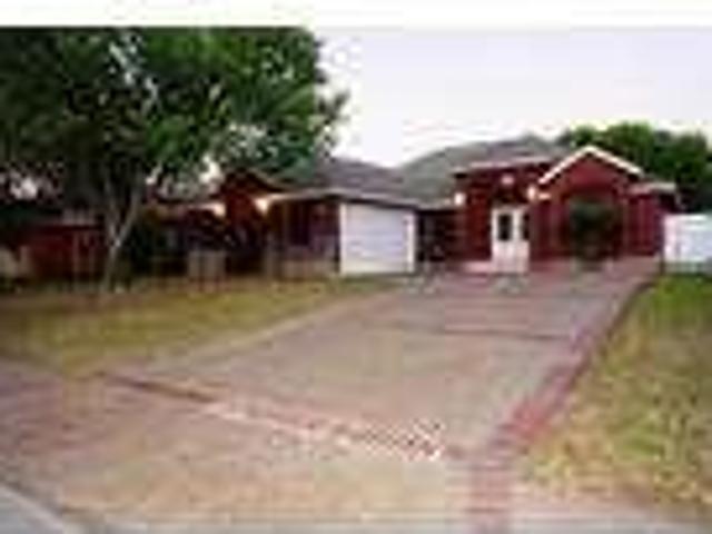 3 Bedroom 3 Bath In Laredo Texas 78045