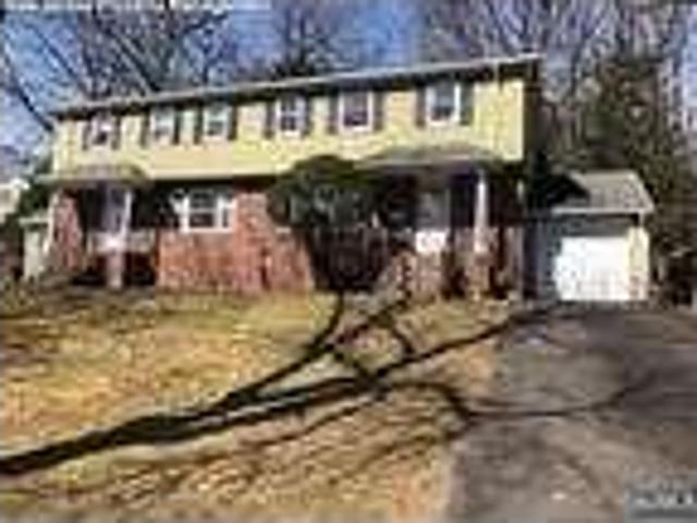 3 Bedroom 3 Bath In Paramus New Jersey 07652