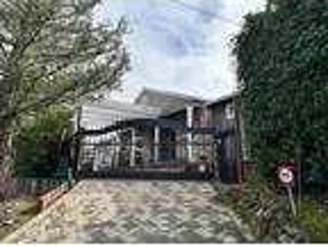 3 Bedroom 3 Bath In Redwood City CA 94062