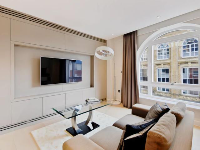 3 bedroom 3 bathroom