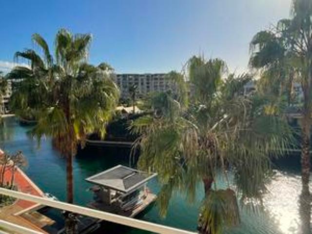 3 bedroom 3 bathroom apartment in th.