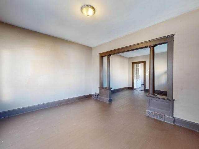 3 bedroom 3 Bedroom Apartment for Rent at 3212 W 73rd St, Cleveland, OH 44102 West Boulevard