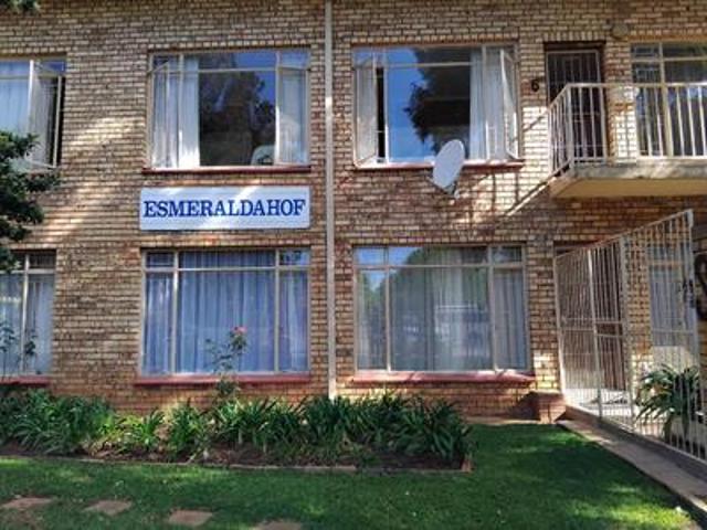 3 bedroom 1.5 bathroom apartment for rent