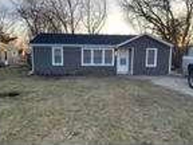 3 Bedroom 1 Bath In Crest Hill IL 60403