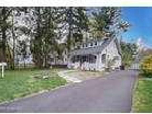 3 Bedroom 1 Bath In Delmar NY 12054