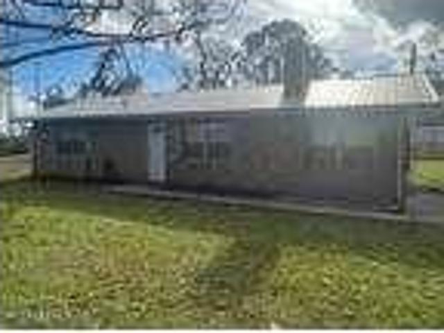 3 Bedroom 1 Bath In East Palatka FL 32131