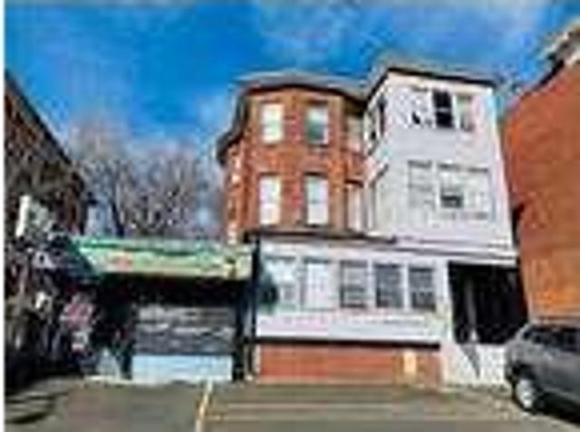 3 Bedroom 1 Bath In Hartford CT 06114