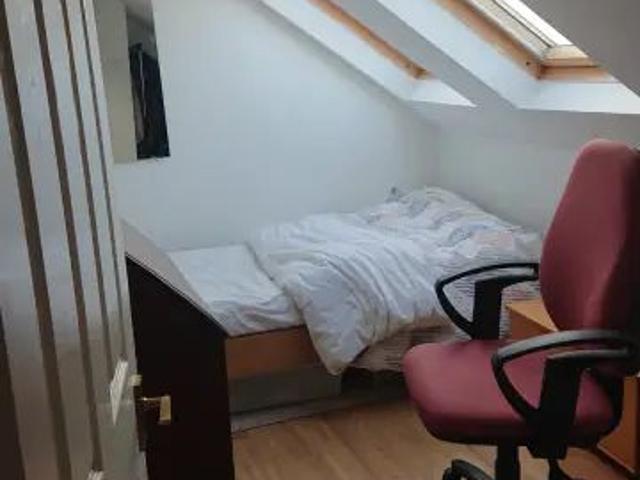 3 Bedroom, 1 Bathroom
