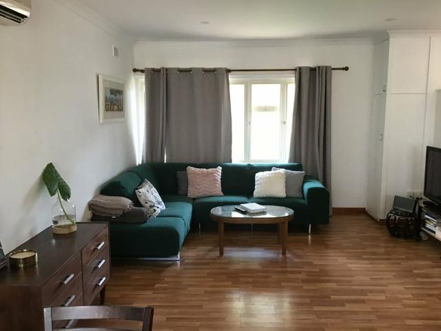 3 BEDROOM, 1 BATHROOM WITH LARGE YARD