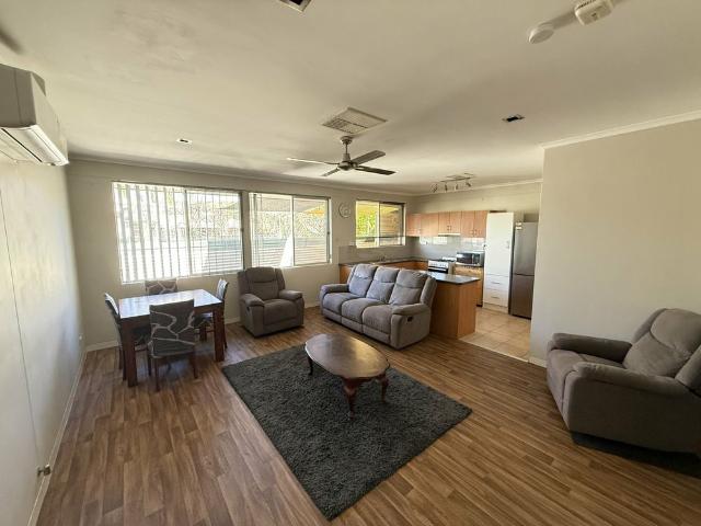 3 BEDROOM, 1 BATHROOM PARTLY FURNISHED HOUSE IN LARAPINTA WITH SPA