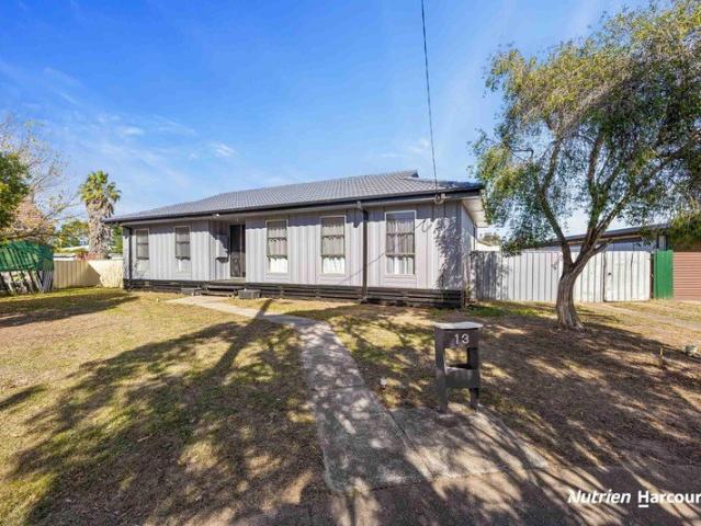 3 Bedroom 1 Bathroom, recently renovated