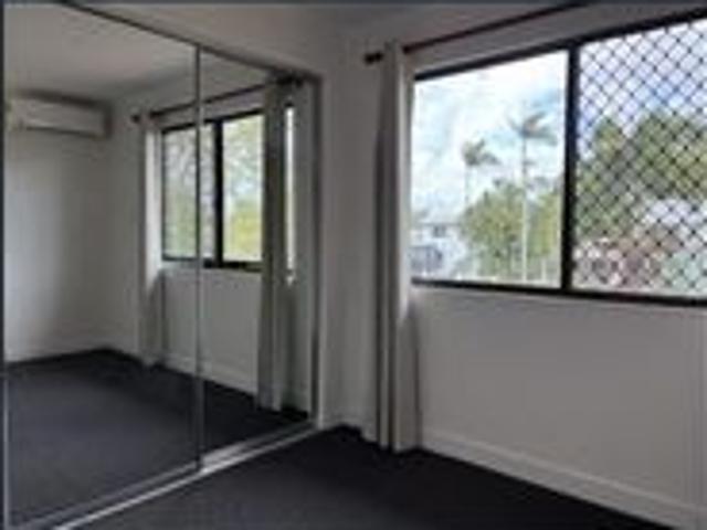 3 Bedroom, 1Bathroom Home Deeragun!