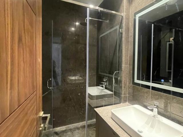 3 Bedroom 250 Sq.Yd. Villa in Hauz Khas Delhi Listing ID: #10268