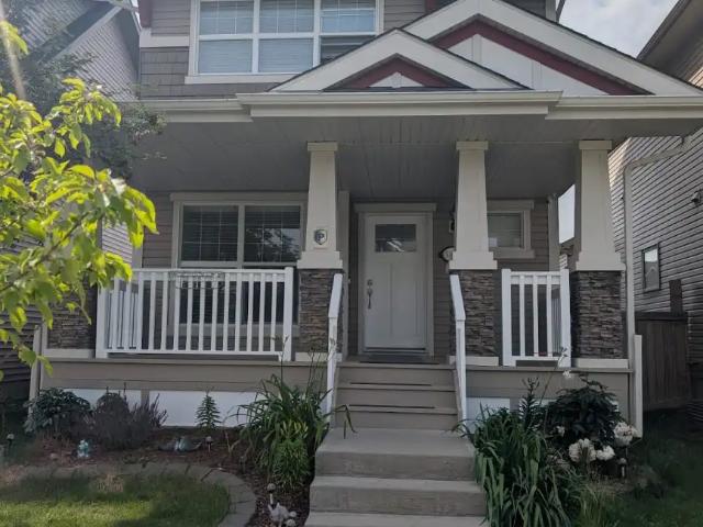 3 bedroom, 2.5 bathroom and den on main floor