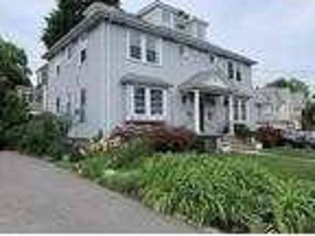3 Bedroom 2 Bath In Newton MA 02466