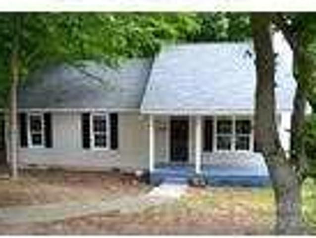3 Bedroom 2 Bath In Charlotte NC 28210