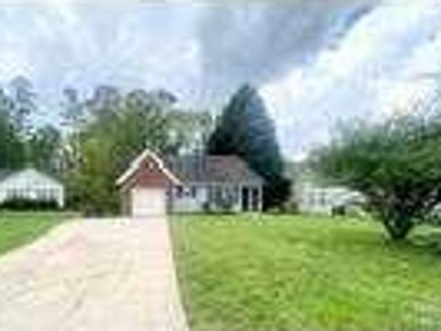 3 Bedroom 2 Bath In Charlotte NC 28216