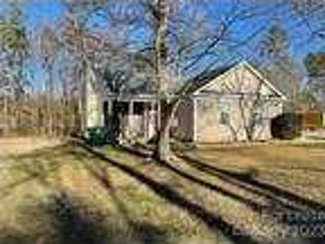 3 Bedroom 2 Bath In Charlotte NC 28227