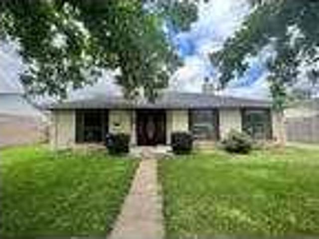 3 Bedroom 2 Bath In Friendswood TX 77546
