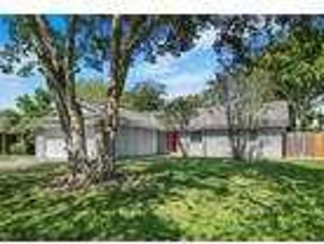 3 Bedroom 2 Bath In Friendswood Texas 77546
