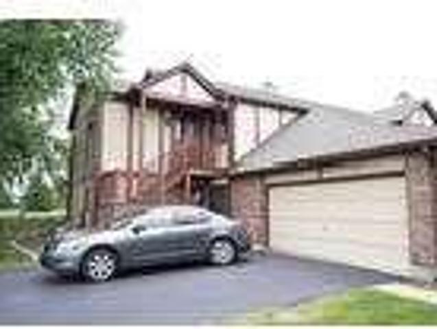 3 Bedroom 2 Bath In Glen Ellyn IL 60137
