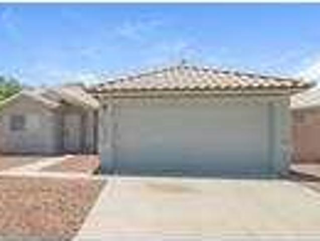 3 Bedroom 2 Bath In Goodyear Arizona 85338