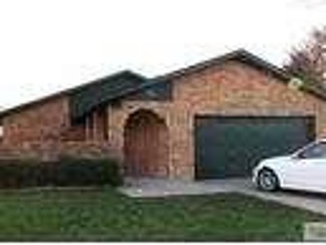 3 Bedroom 2 Bath In Harlingen TX 78550