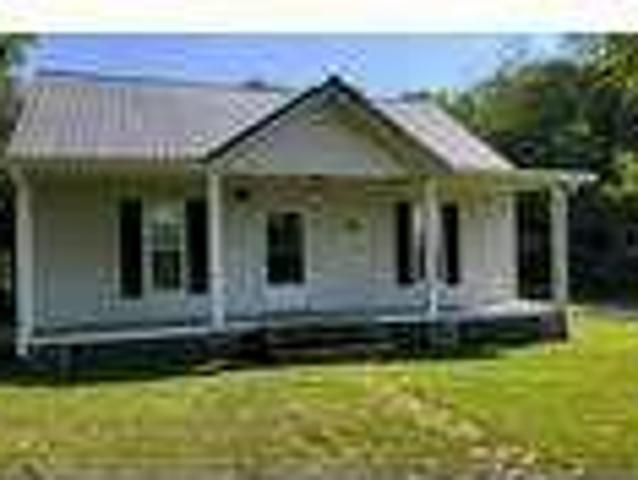 3 Bedroom 2 Bath In Hartsville TN 37074