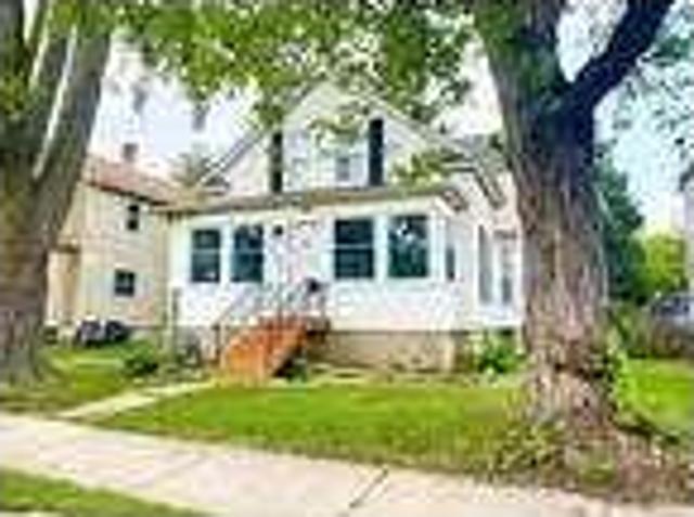 3 Bedroom 2 Bath In Joliet IL 60435
