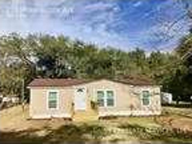 3 Bedroom 2 Bath In Lady Lake FL 32159