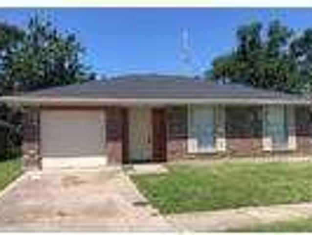 3 Bedroom 2 Bath In Laplace LA 70068