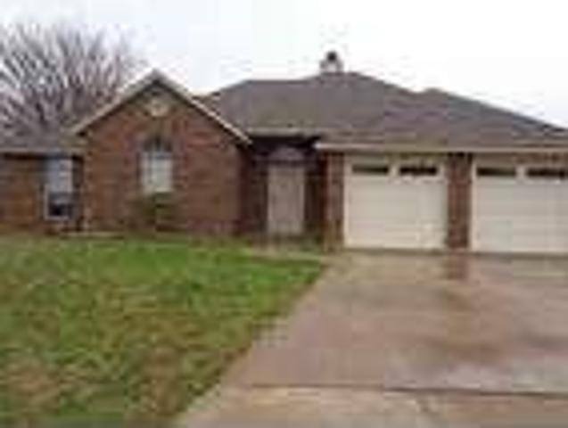 3 Bedroom 2 Bath In Lawton OK 73501