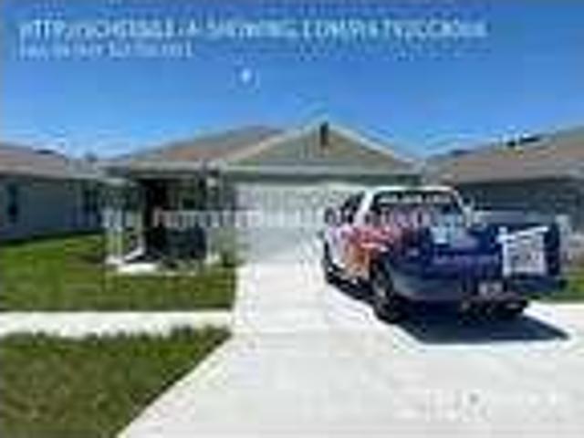 3 Bedroom 2 Bath In Leesburg FL 34448