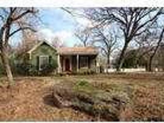 3 Bedroom 2 Bath In Tyler Texas 75701