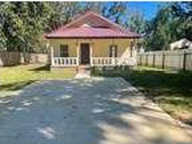 3 Bedroom 2 Bath In Tallahassee FL 32301