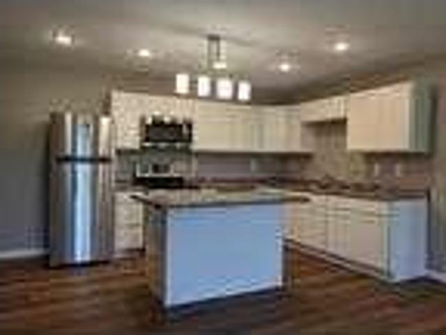 3 Bedroom 2 Bath In Willmar MN 56201
