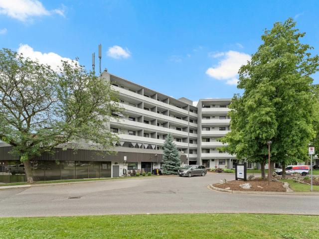 3 Bedroom, 2 Bath