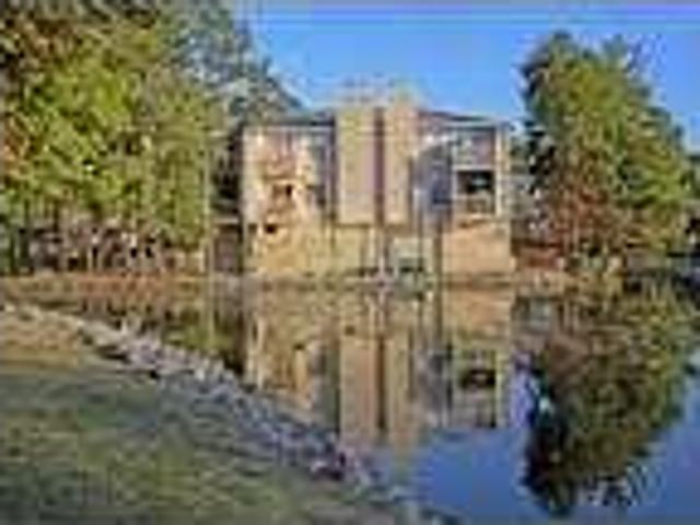 3 Bedroom 2 bath, $963.00 in Rock Creek