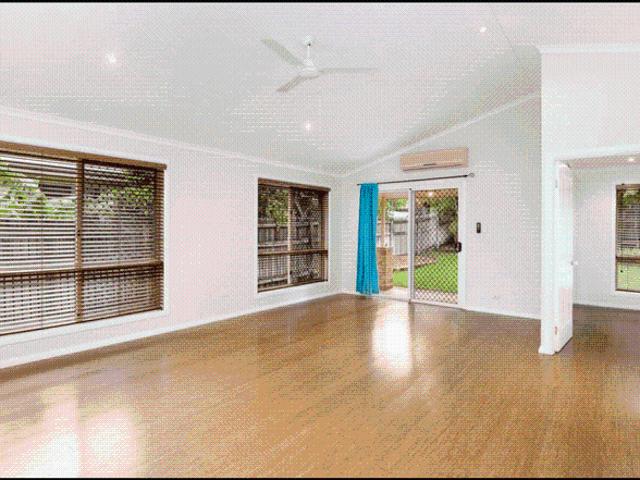 3 BEDROOM, 2 BATHOOM HOME IN DOUGLAS!