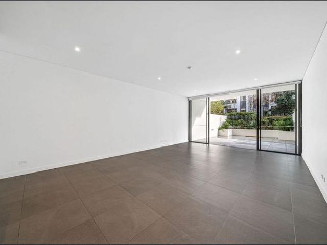 3 BEDROOM | 2 BATHROOM | 2 CARPARK