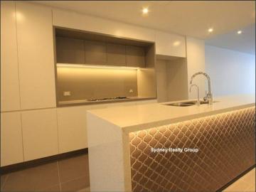 3 BEDROOM | 2 BATHROOM | 2 CARPARK