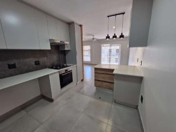 3 Bedroom 2 Bathroom Apartment nestled in the splendour of George! Backup power and water supplies!