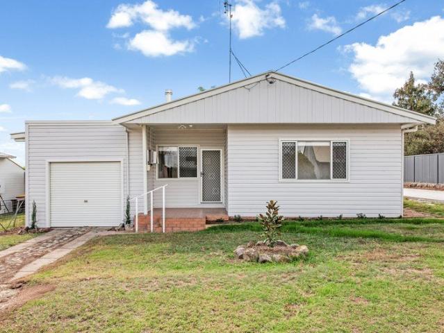 3 Bedroom, 2 Bathroom, Freshly Renovated Family Home