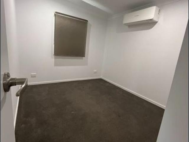 3 Bedroom / 2 Bathroom House Centrally Located
