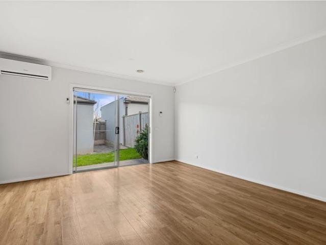 3 Bedroom, 2 Bathroom House in Jubilee Estate, Wyndham Vale