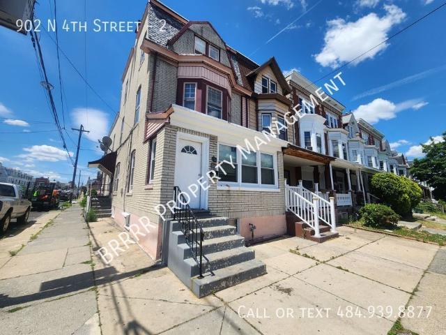 3 bedroom 2 full bathroom apartment on the 2nd & 3rd Floor
