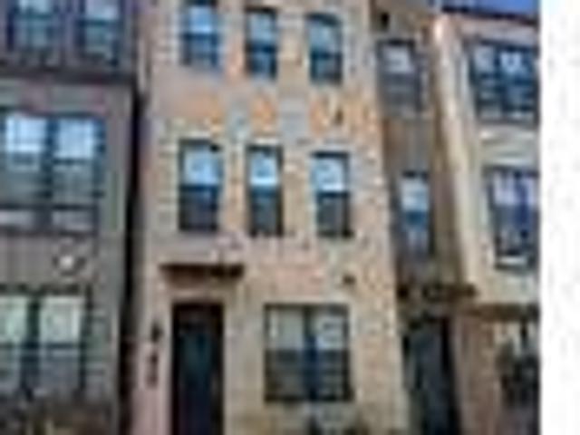 3 Bedroom 4 Bath In Chantilly VA 20151